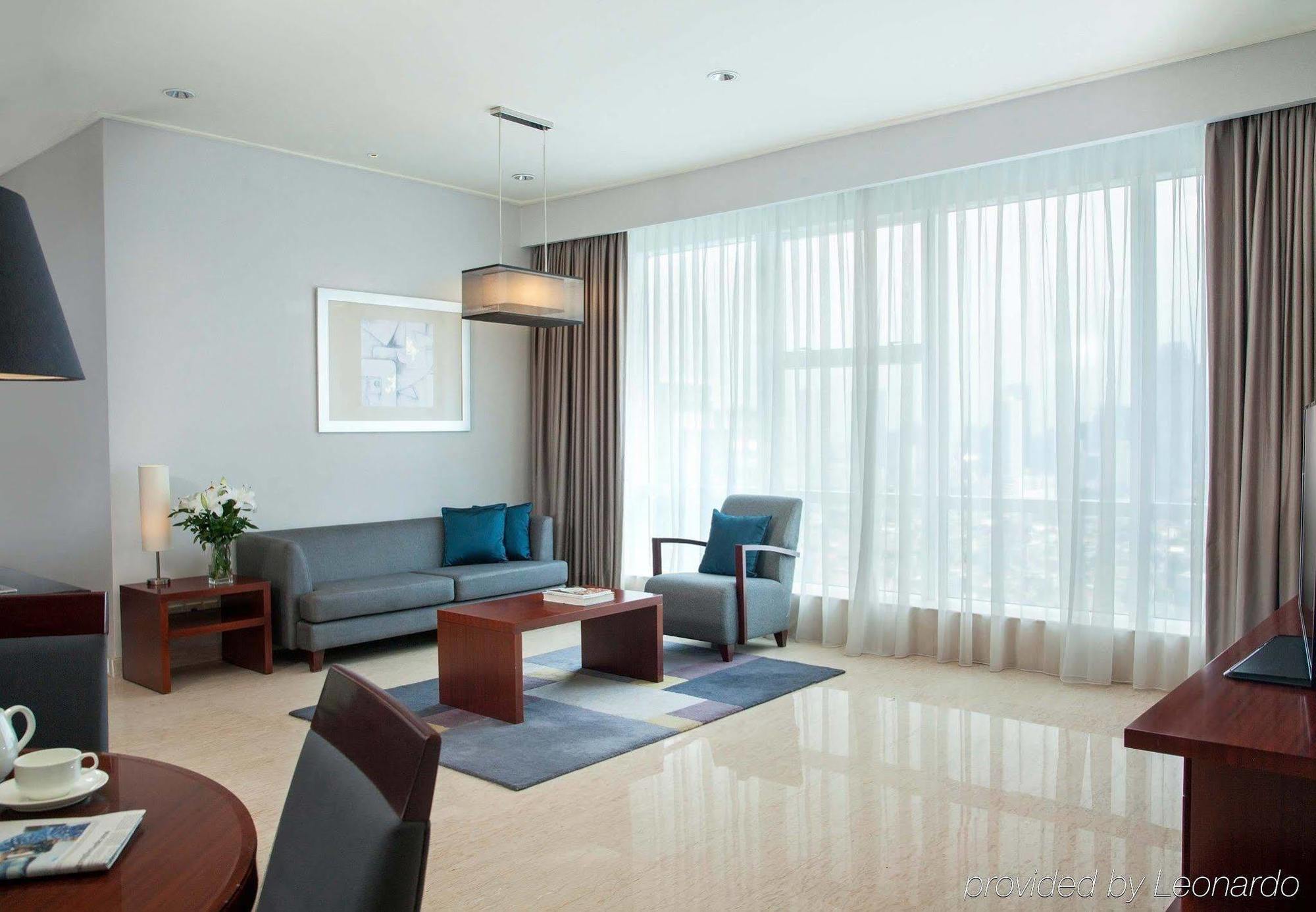 Hotel The Mayflower, Jakarta-marriott Executive Jakarta